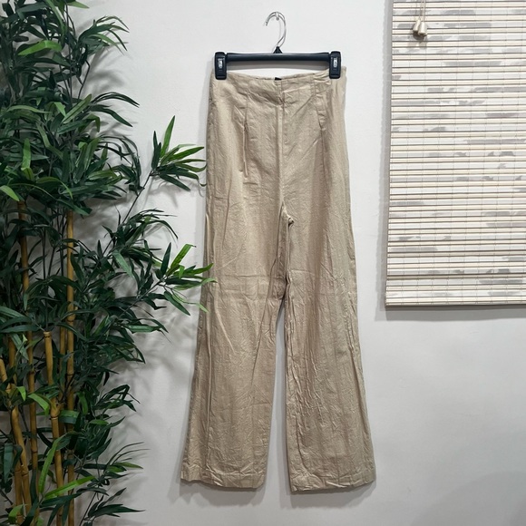 Sleeveless Blazer & Pant Set - Picture 7 of 8